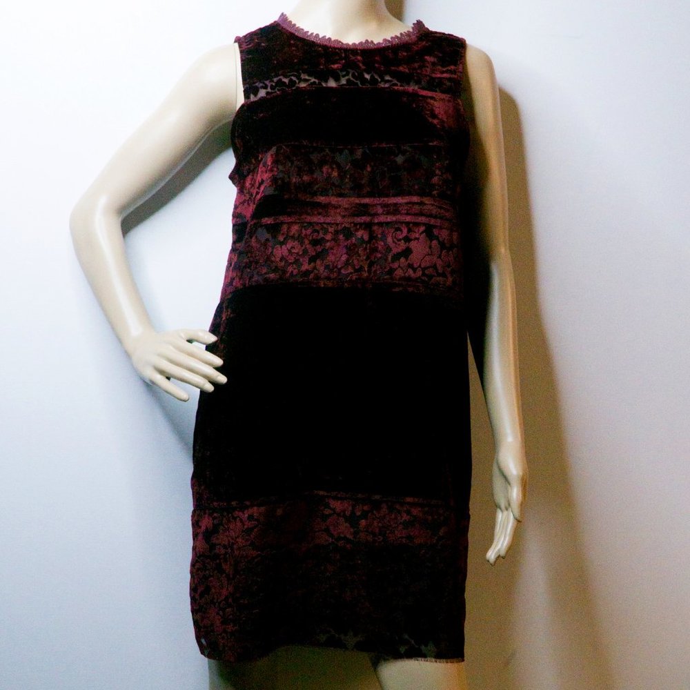 Anthropologie Zero to Sky Talya Velvet Shift Dress